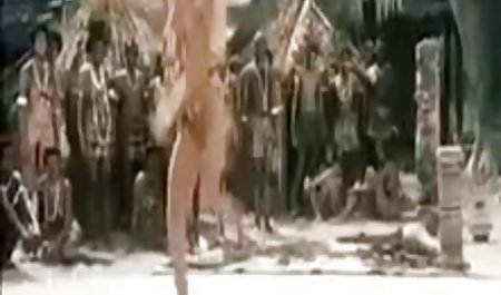 اسباب بازی های دانش آموز بهترین سایتهای فیلم سکسی مدرسه انفرادی با dildo بزرگ گربه می کنند