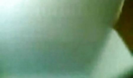 دختر هیپی داغ ، لونا سوراخهای تنگ می شود که بهترین سایت سکسی توسط بواسیر رانده شده است