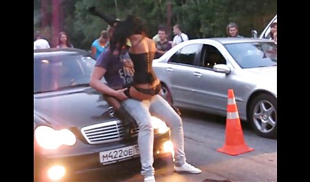 شخص ساده و معصوم سبزه سکسی سعی می کند دست دانلود بهترین فیلم های سکسی 2018 خود را در آن بگذارد